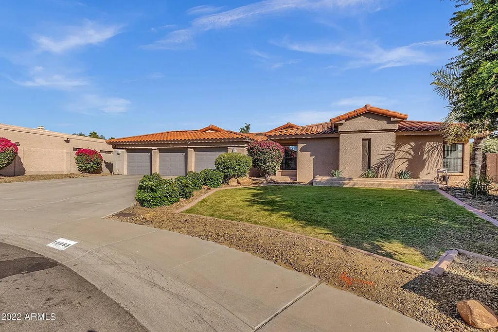 10985 E Palomino Rd
