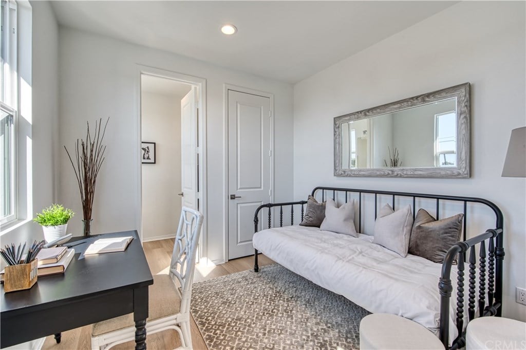 20452 Santa Ana Ave, Unit 6