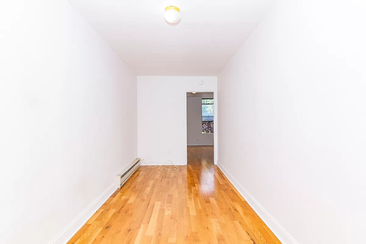 147 Starr Street 2R