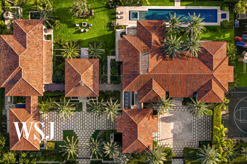 The Superrich Aren’t Just Buying Mansions—They Want the Entire Block