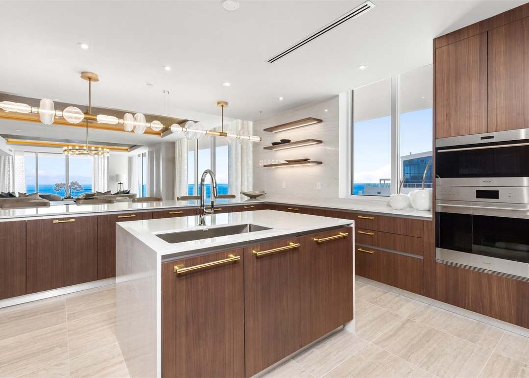 525 N Fort Lauderdale Beach Blvd #2201