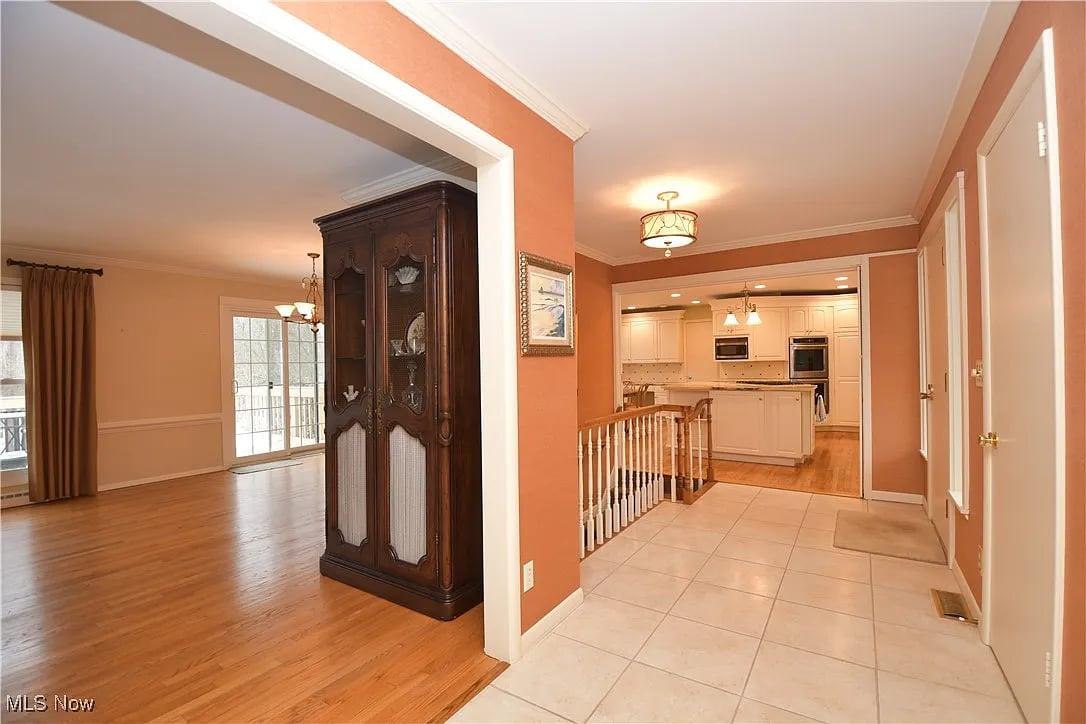 31150 Fox Hollow Dr