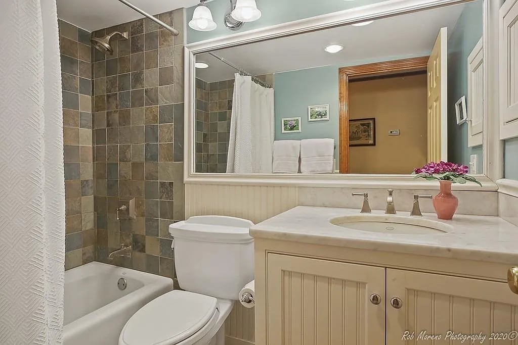 1 Big rock Rd Manchester Ma