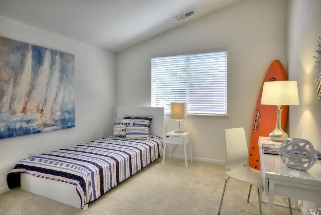 3 Ridge Ct