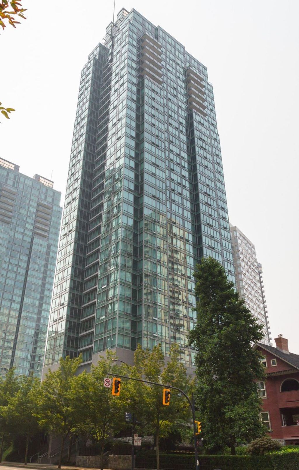 1288 W Georgia St, #1902