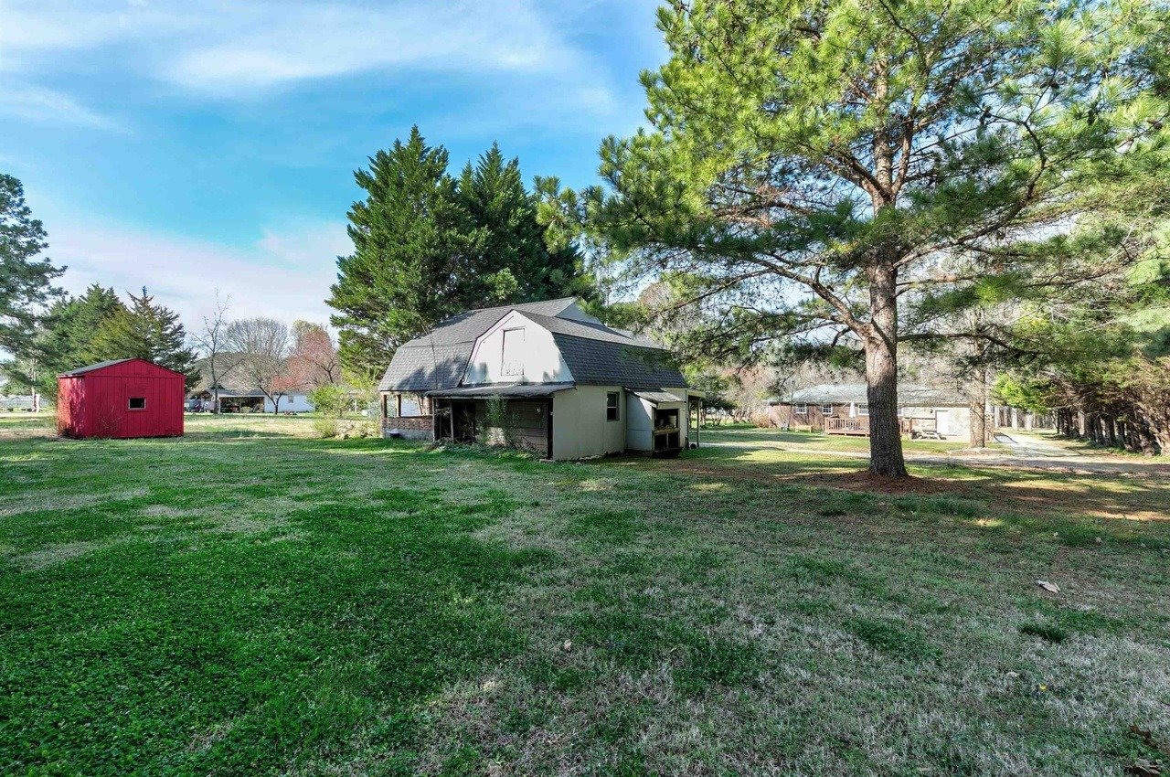 8017 Deer Meadow Dr