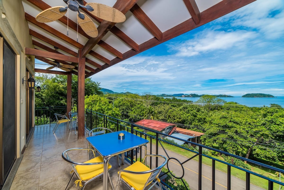 Villa Catalina 16 | Oceanview Luxury Villa in Playa Potrero