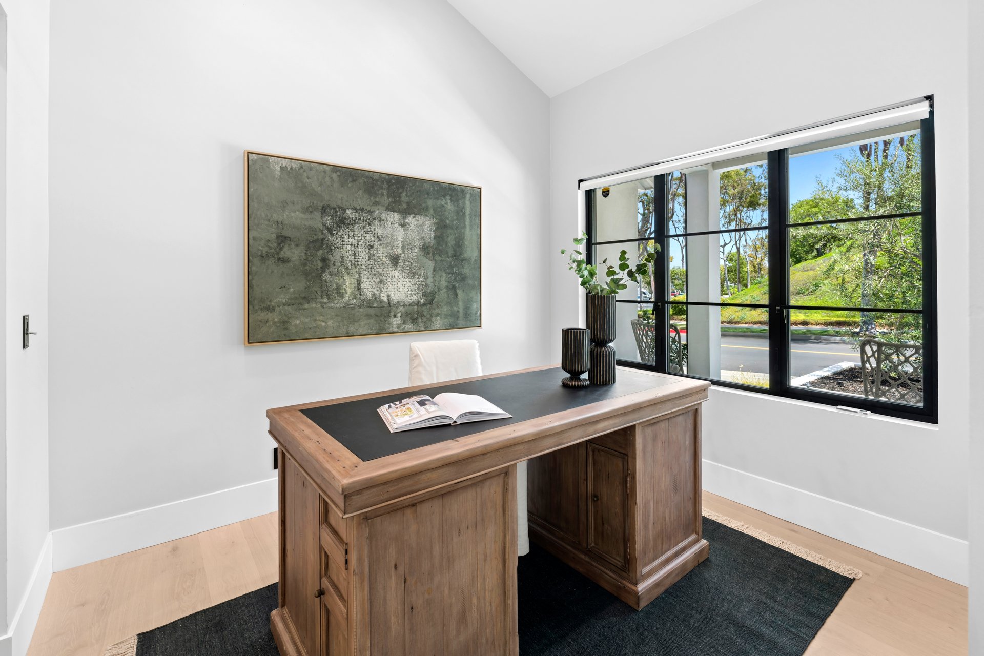 2207 Port Harwick Place