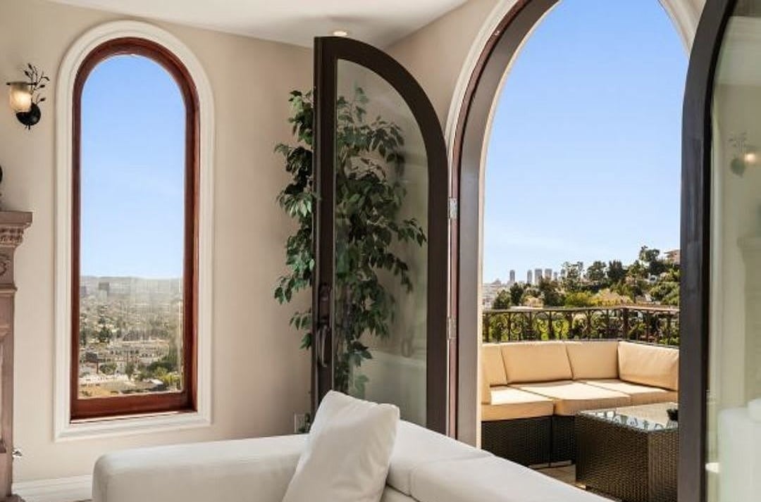 Symphony Grandeur