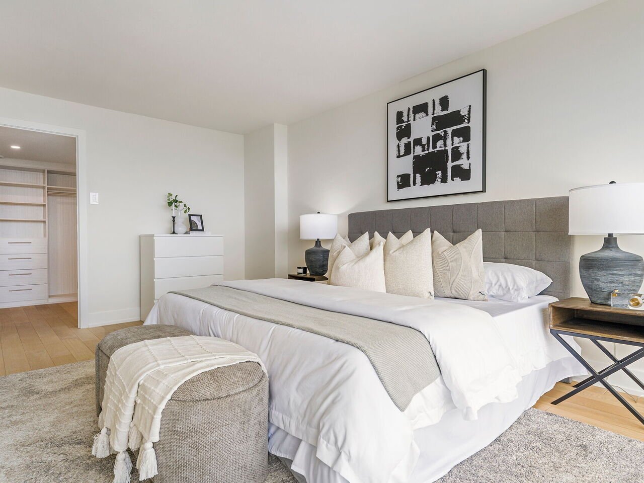 63 St Clair Ave W Unit: 1701