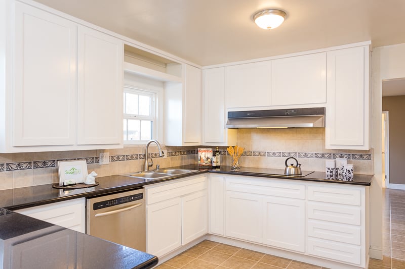 Just Listed: Gorgeous 6 Bedroom Home on Huge Lot