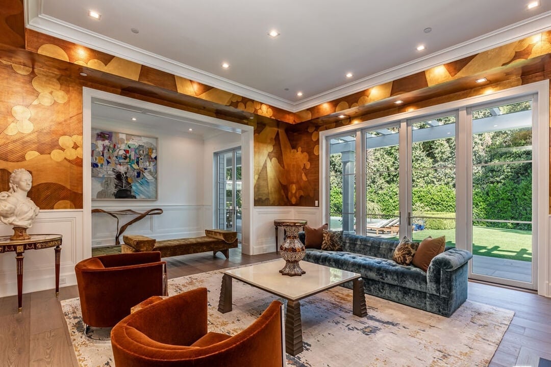 Monarch Reserve, N Norman Pl, 90049