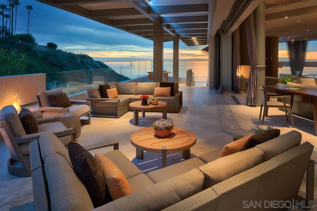 9828 La Jolla Farms Rd