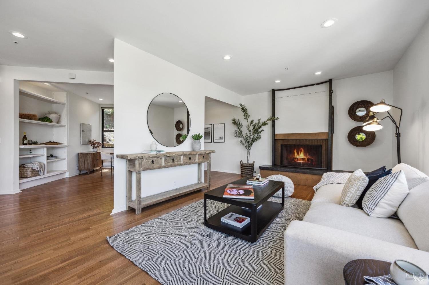 299 South St