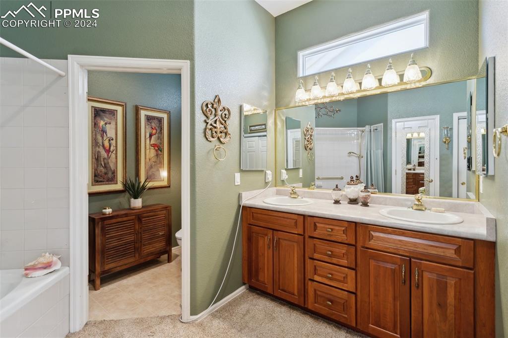 2713 La Strada Grande Hts