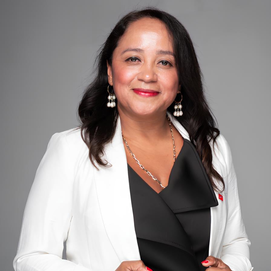 Brenda Herrera North Bethesda, MD Real Estate Agent Headshot