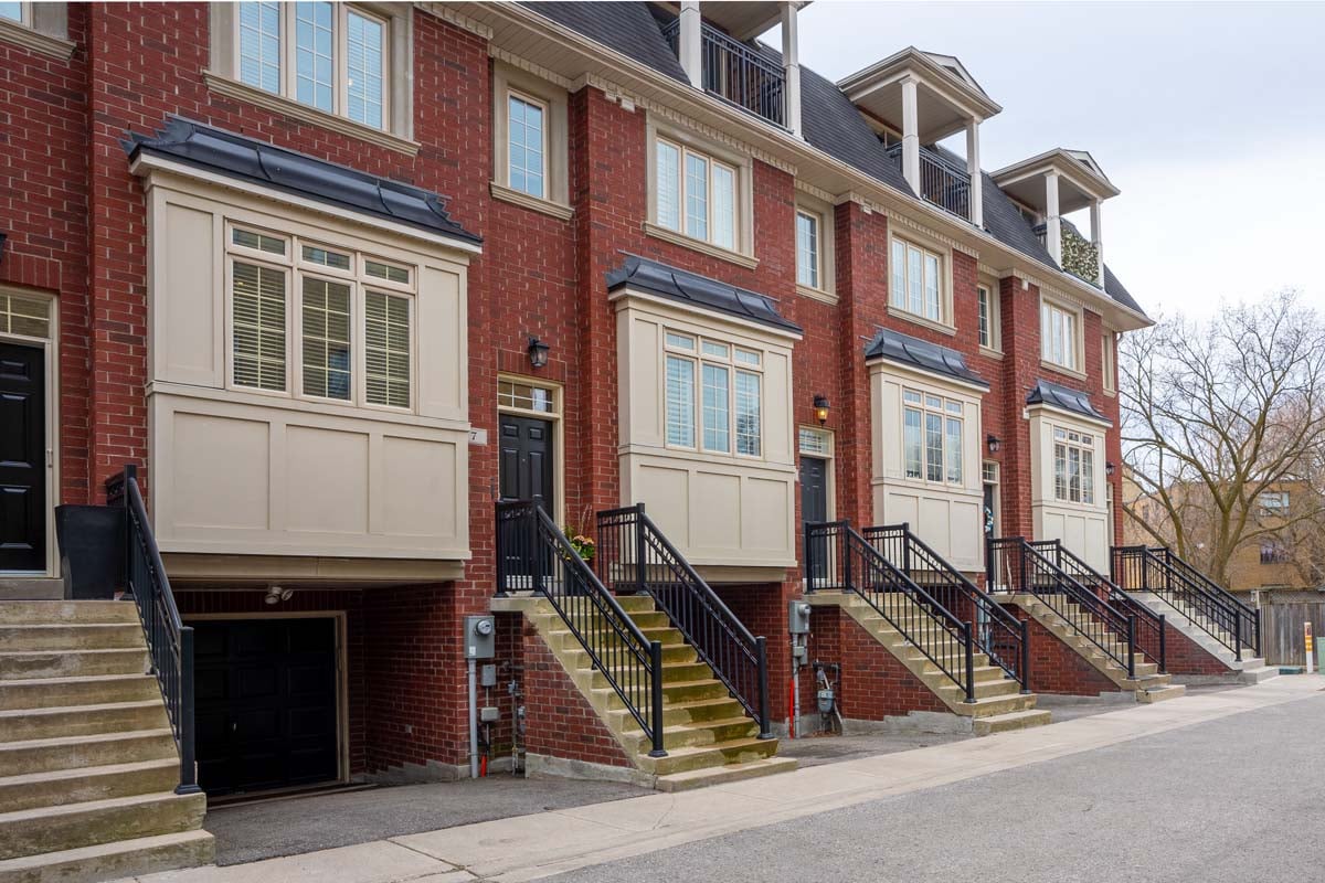 7 Tompkins Mews