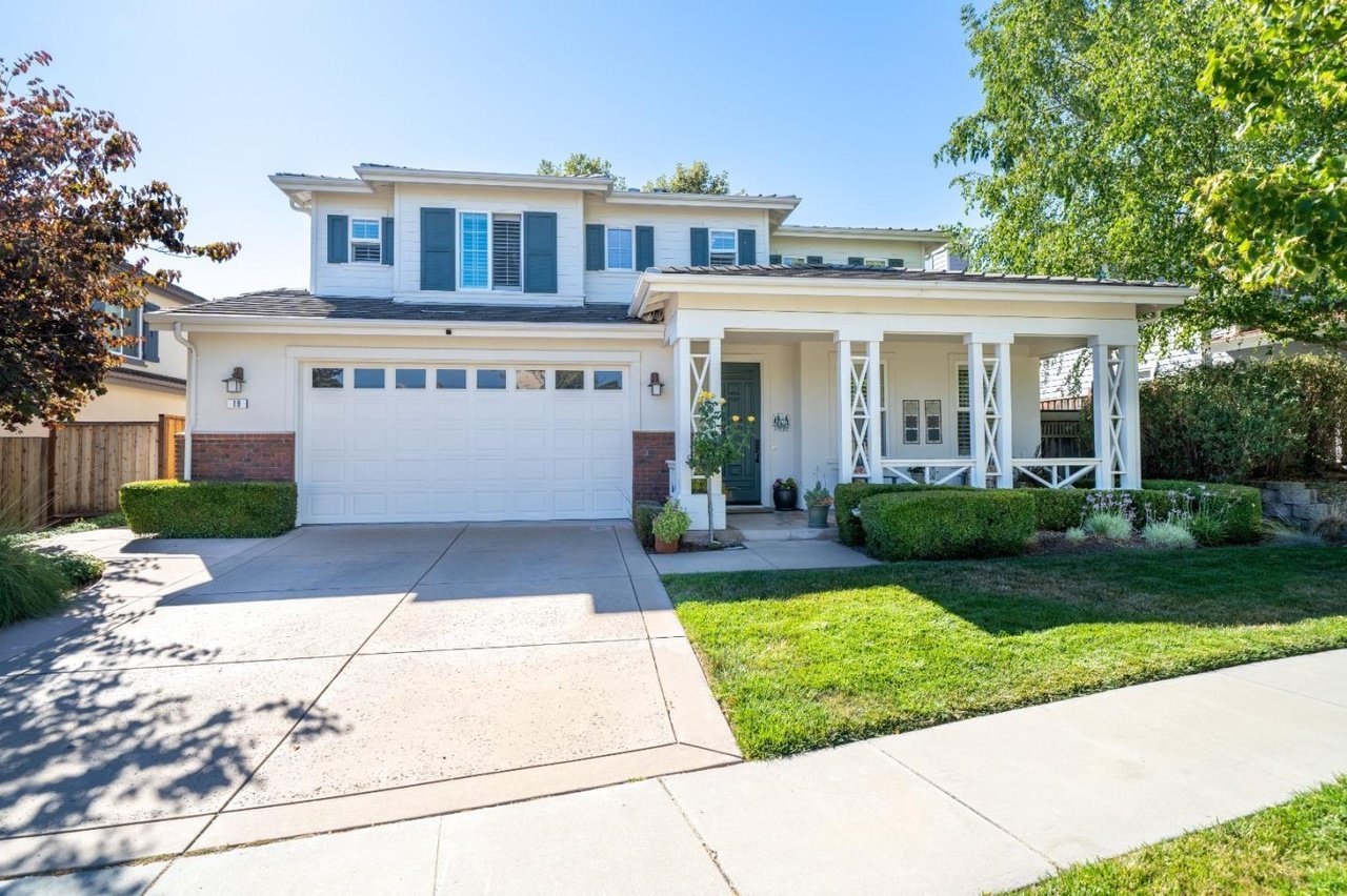 19 Deerfield Dr