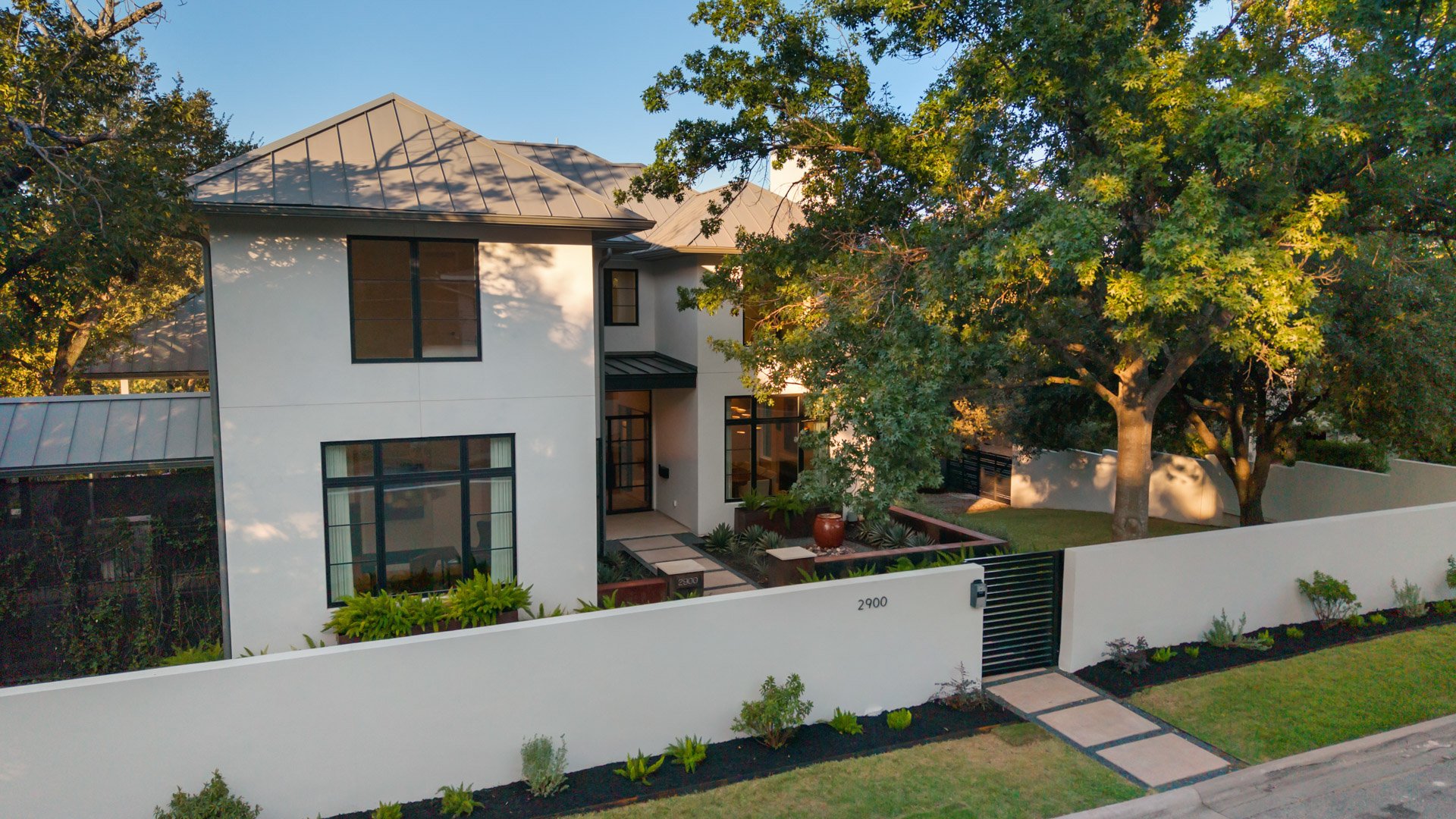 2900 Townes