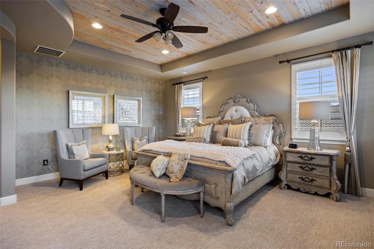 10601 Montecito Dr