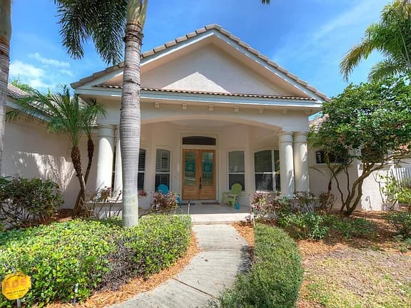 350 Ocean Oaks Dr