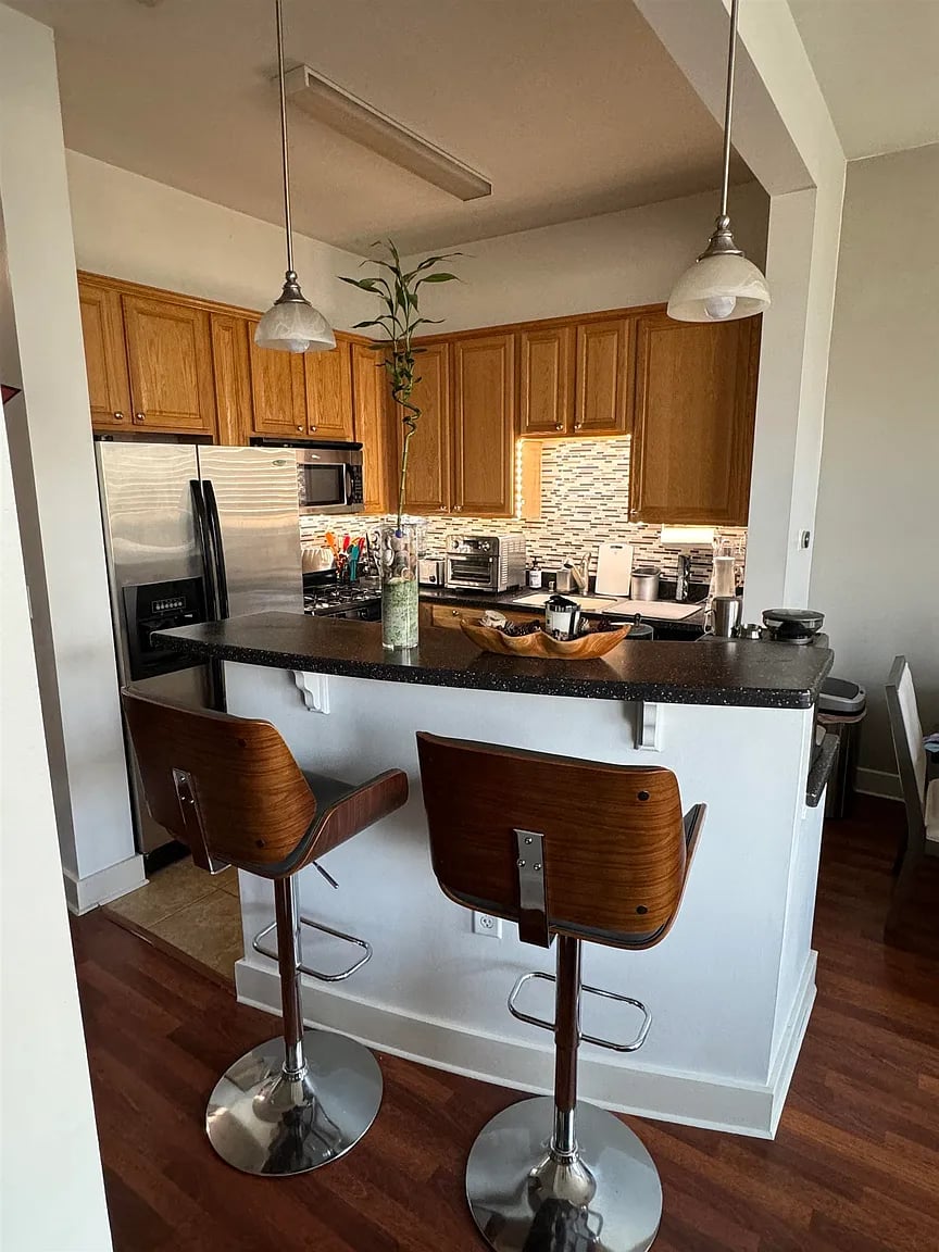 3 Greenwich Dr #89