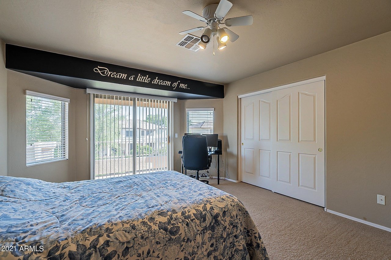 1709 E Kaibab Dr