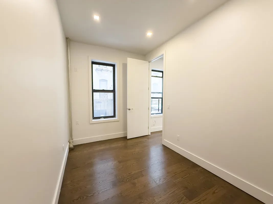 410 Eastern Parkway 2L