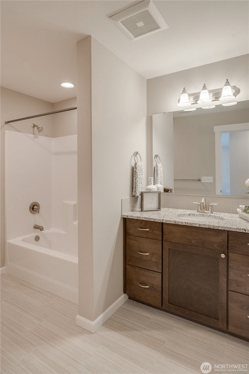 36 Manzanita Dr