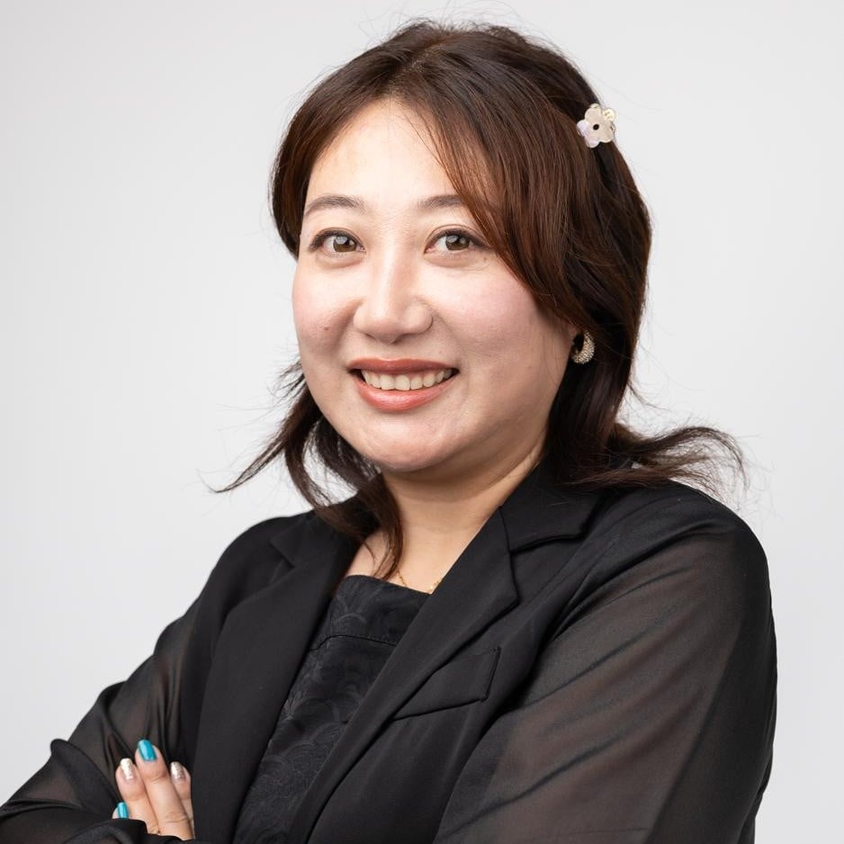 Min Li Buford, GA Real Estate Agent Headshot