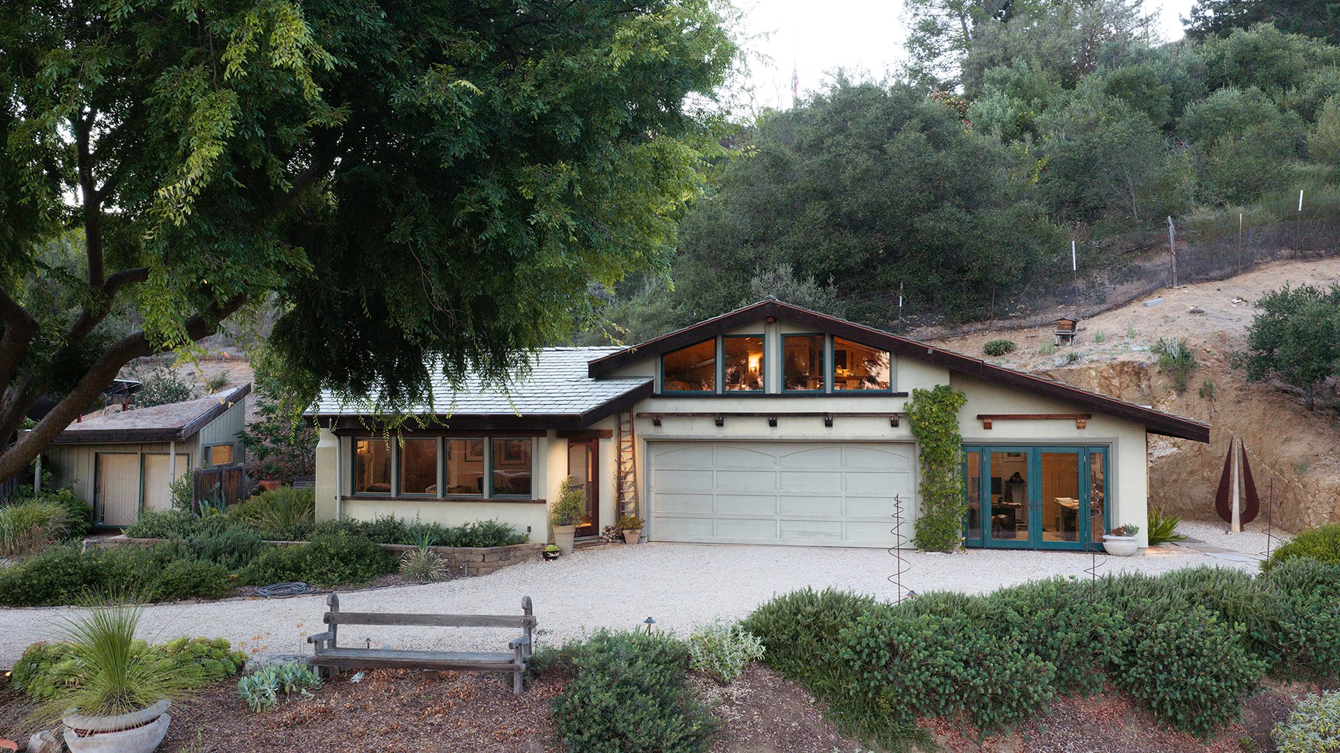 Private Hilltop Sanctuary