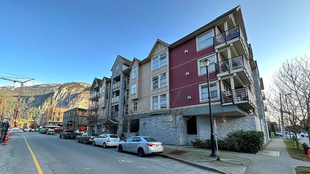 1310 Victoria St, #401