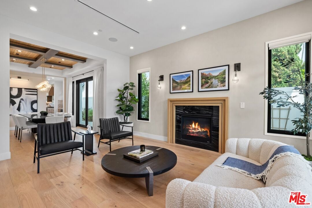 Fairmont Reserve, S Bundy Dr, 90049