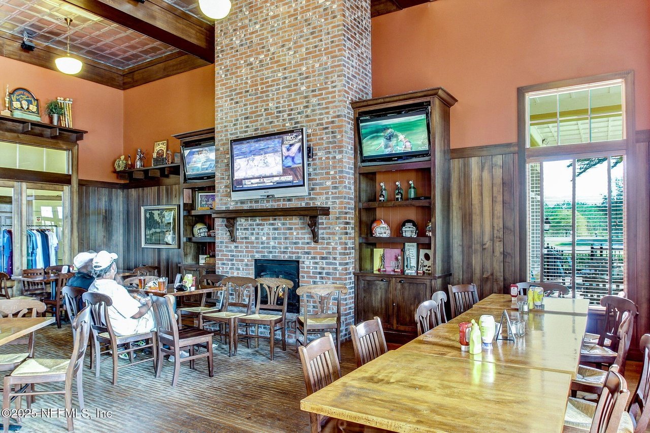 1479 Shadow Creek Dr