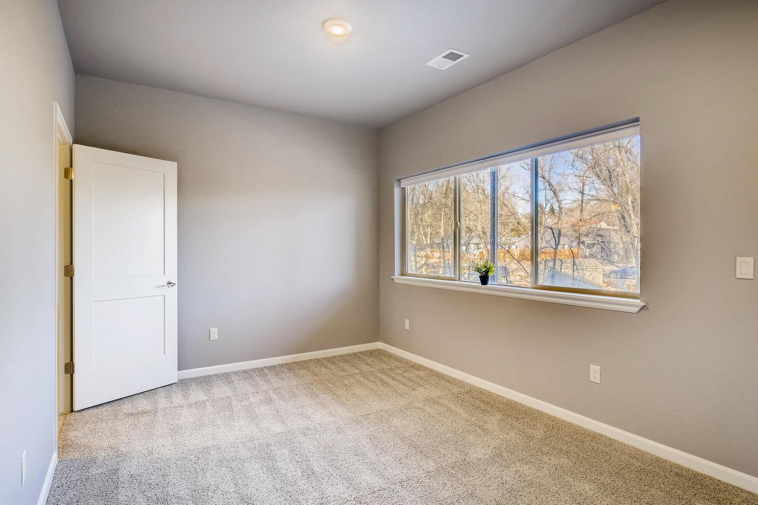 50 Cheyenne Boulevard