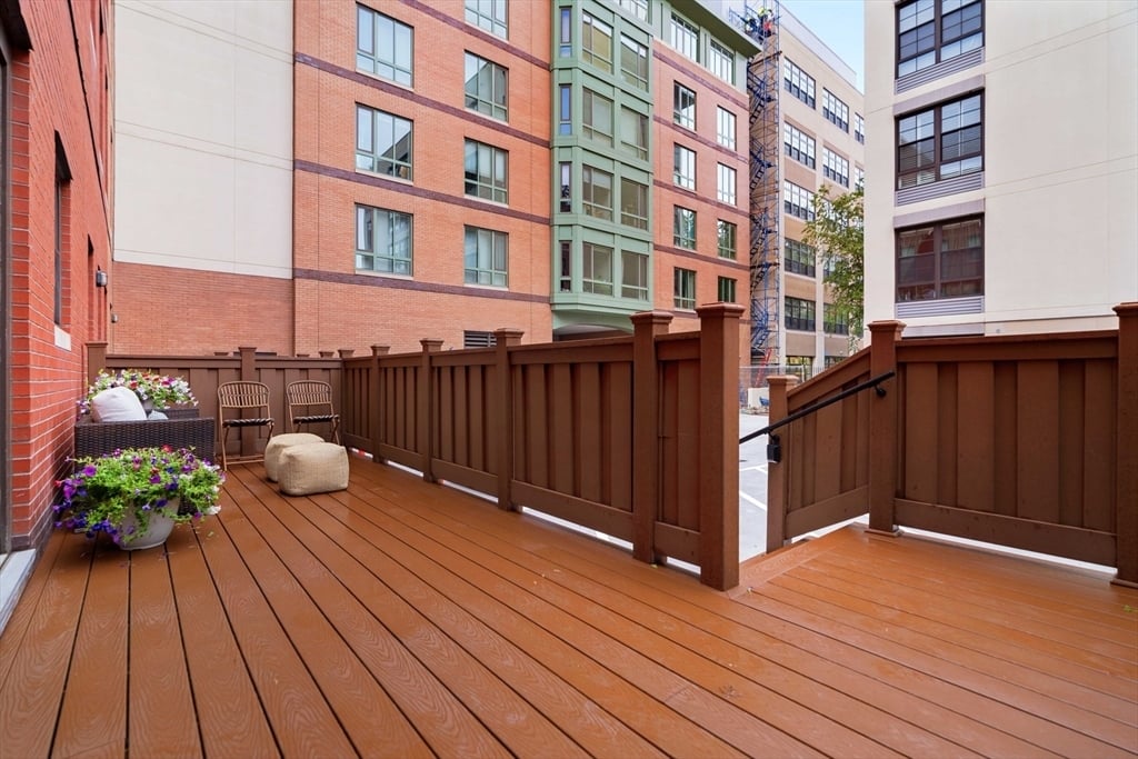 28 2nd St #28