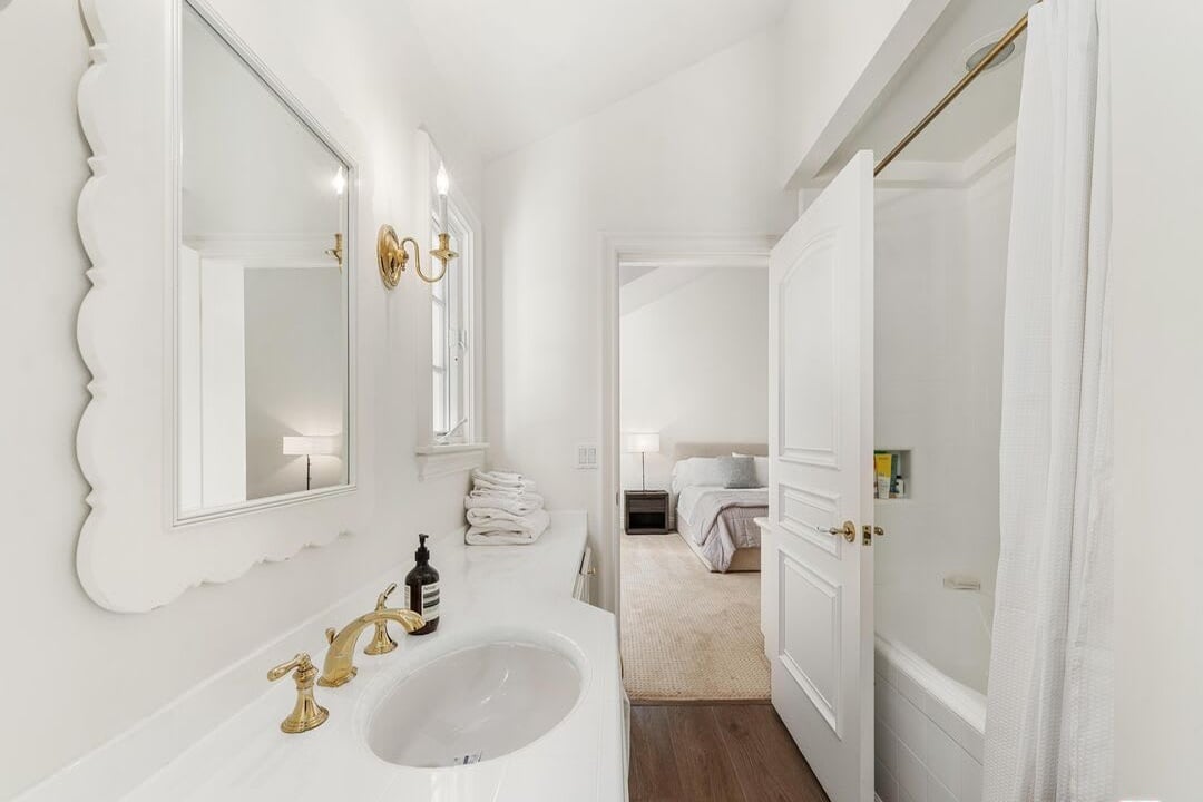 Opulent Ridge