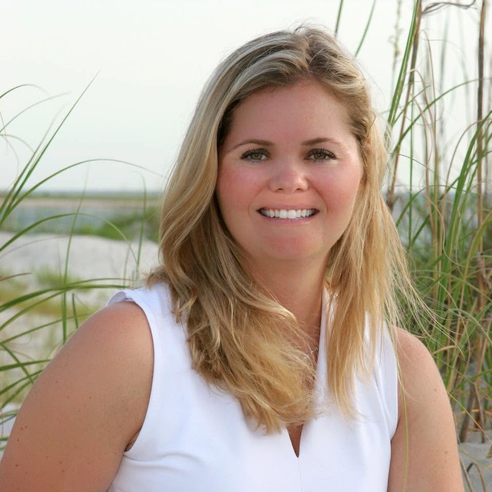 Jennifer Farmer Wilmington, NC Real Estate Agent Headshot