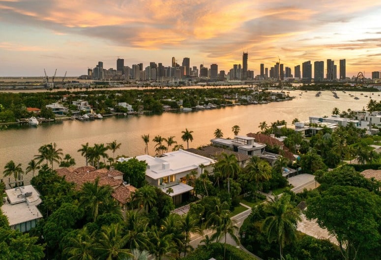 Waterfront Estate on Hibiscus Island Sells For $51.5 Million Setting New Record on Miami Beach's Palm and Hibiscus Island