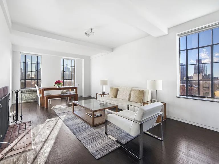 353 W 56th St Apt 8A