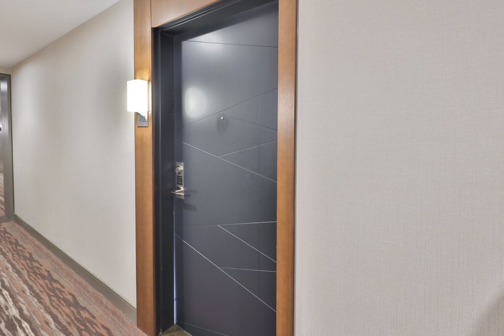 1575 Lakeshore Road #462