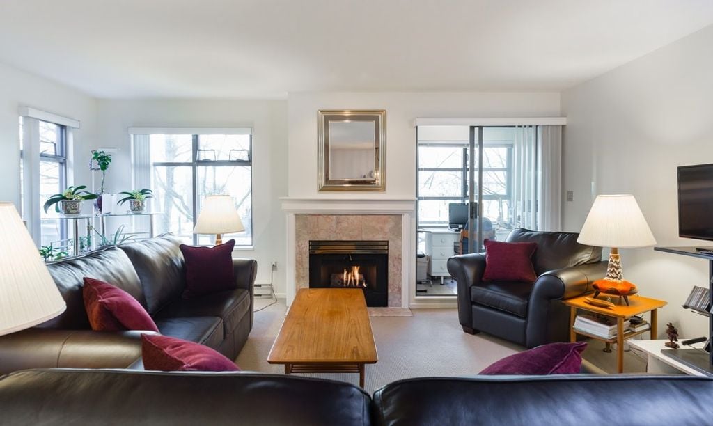 628 W 12th Ave, #201