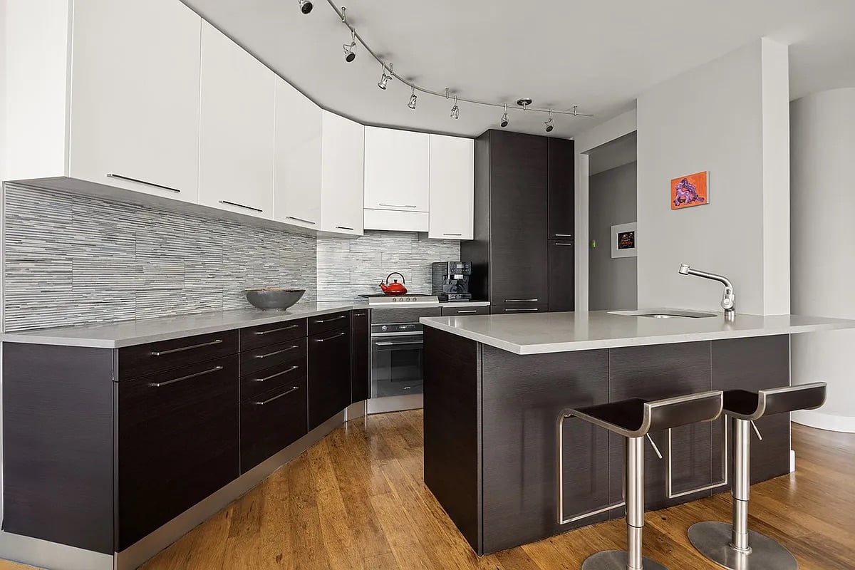 275 Greenwich Street #6C
