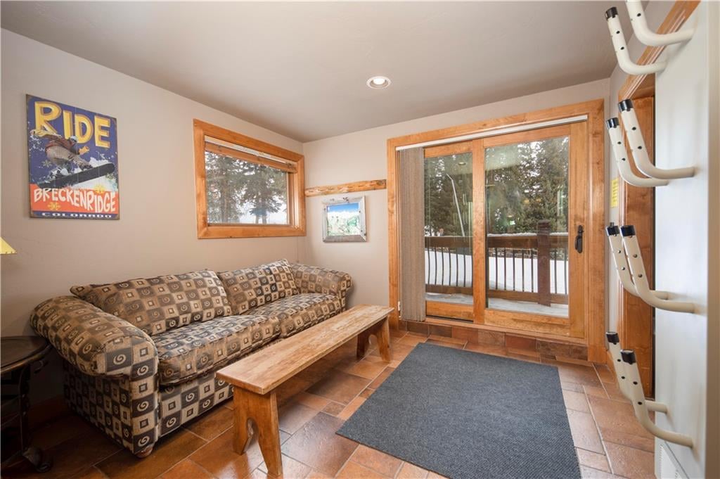 904 4 O Clock Rd, #3