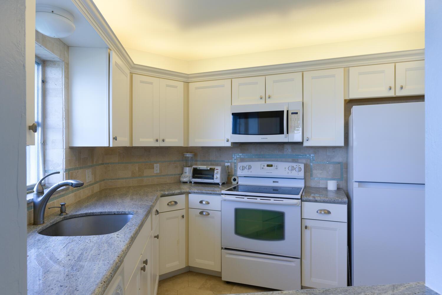 28 Yacht Club Drive #109