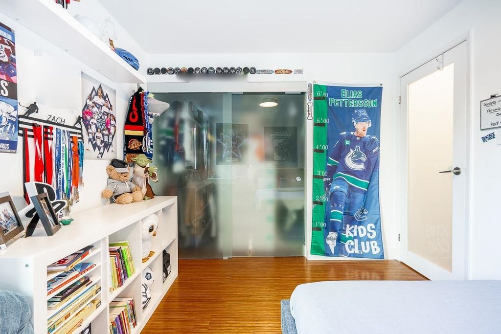 1775 W 11 Ave, #101