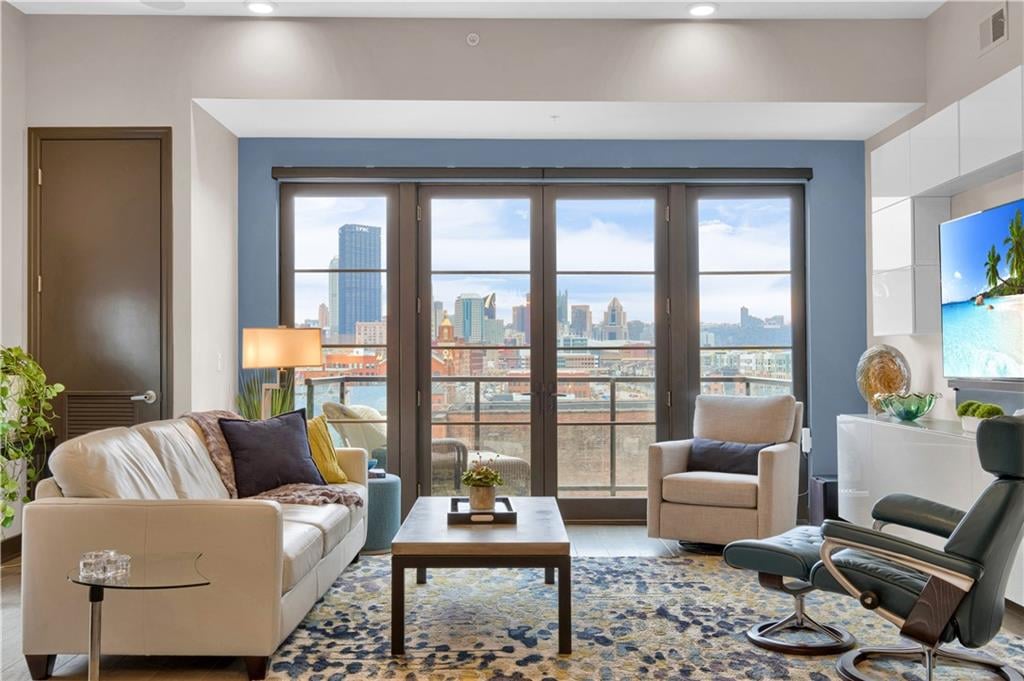 2419 Smallman St, #504