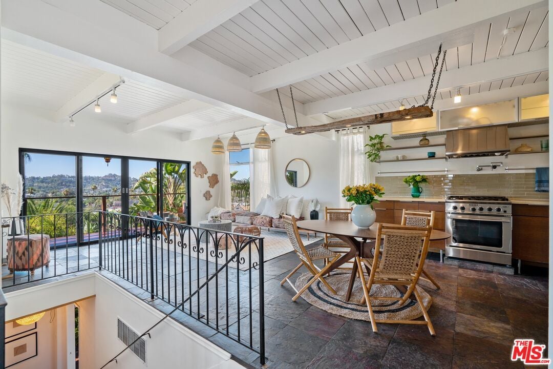 6176 Mount Angelus Dr