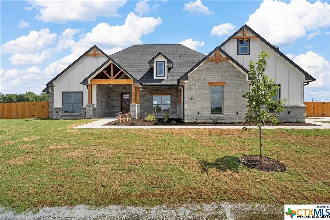 3028 Keifer Marshall Dr