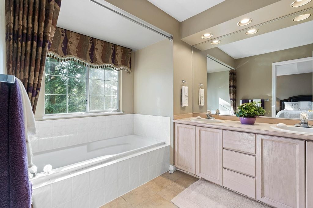 101 Parkside Dr, #29